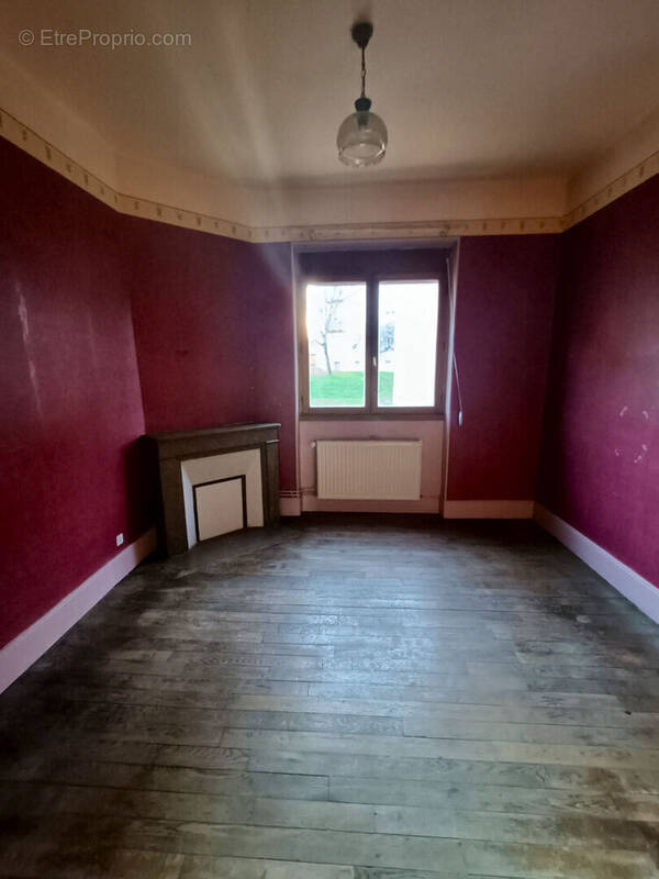 Appartement à PARAY-LE-MONIAL