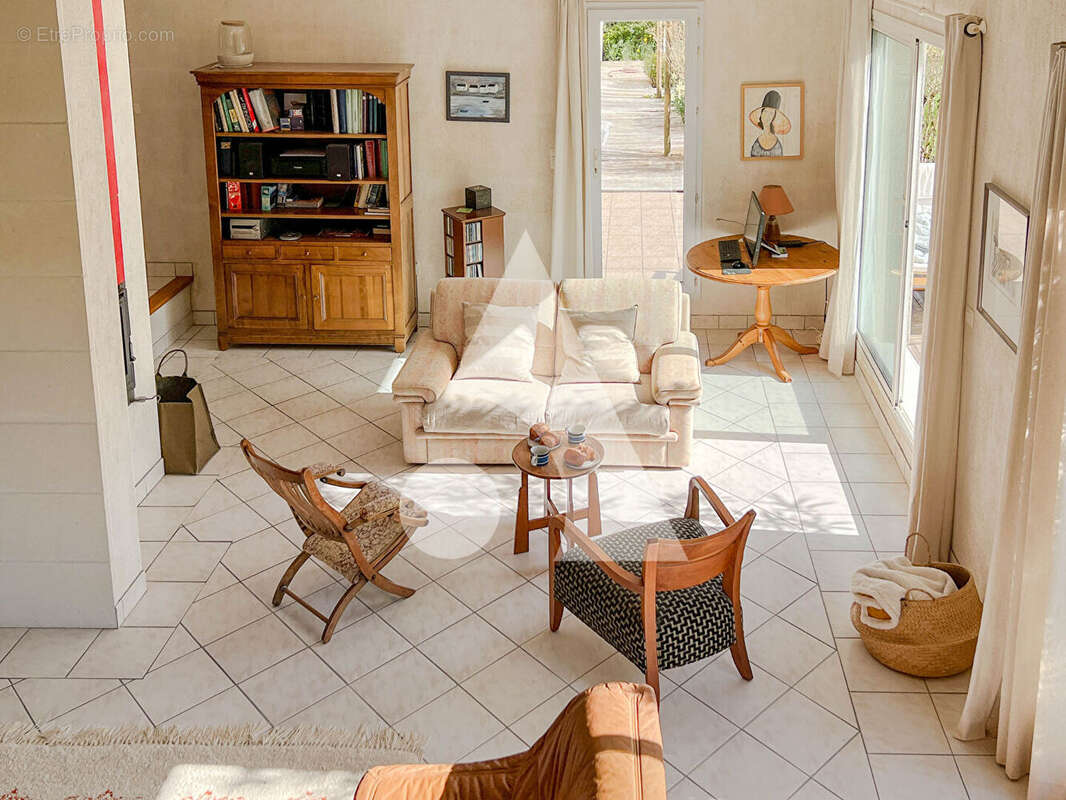 Maison à SAINTES