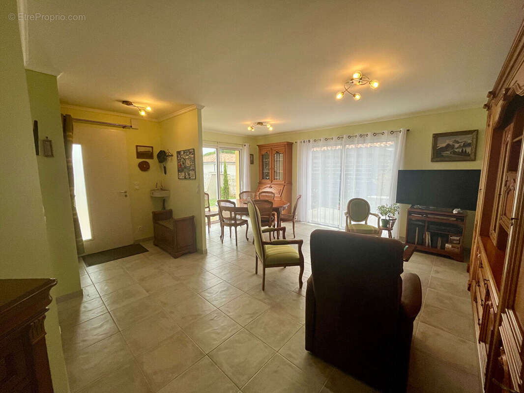 Maison à HAGETMAU
