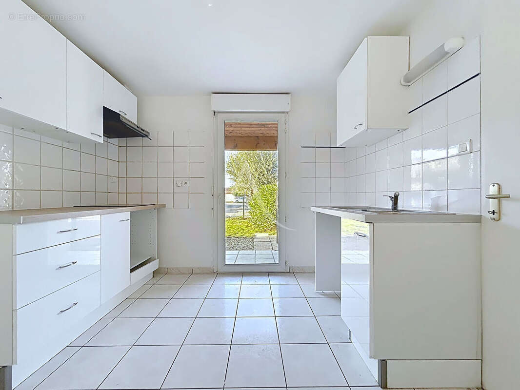 Maison à LESPINASSE