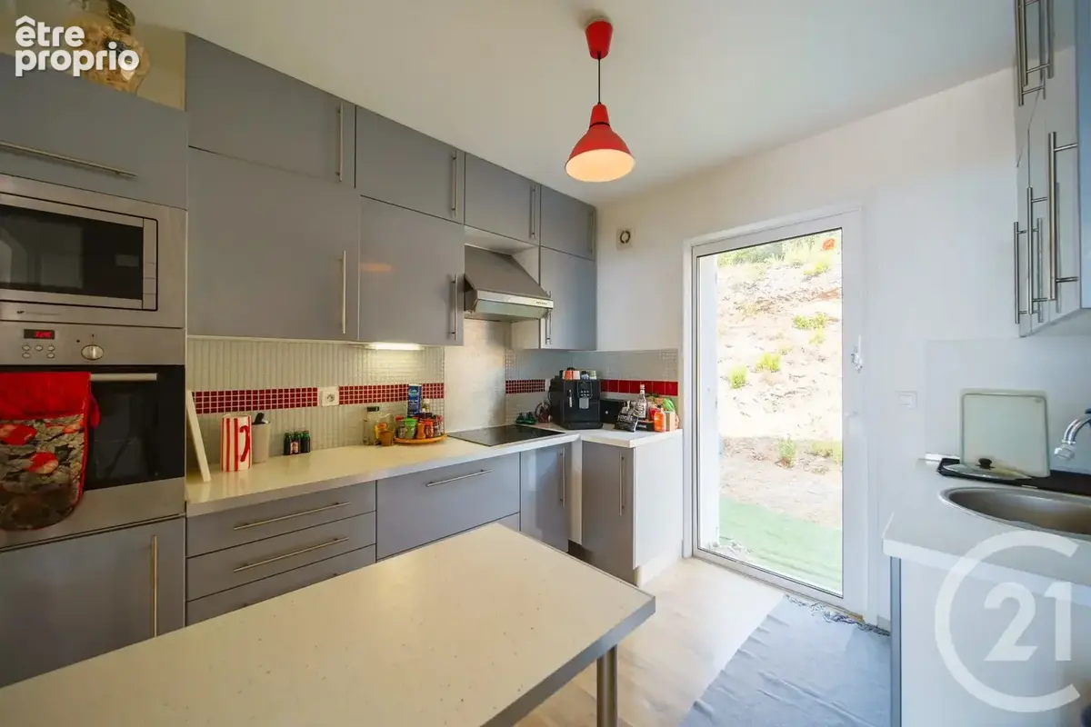 Appartement 10 pièces 250 m² à vendre à Santa-Maria-Di-Lota (20200) - photo 5