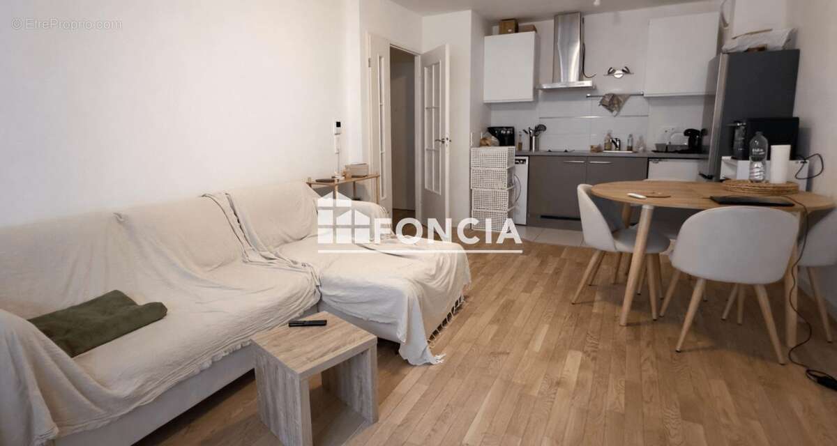 Appartement à SURESNES