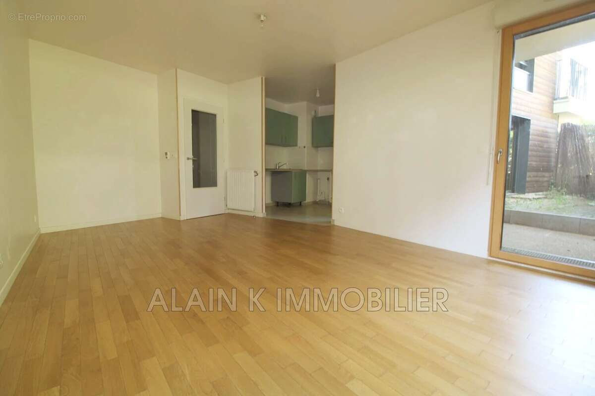Appartement à CHAVILLE