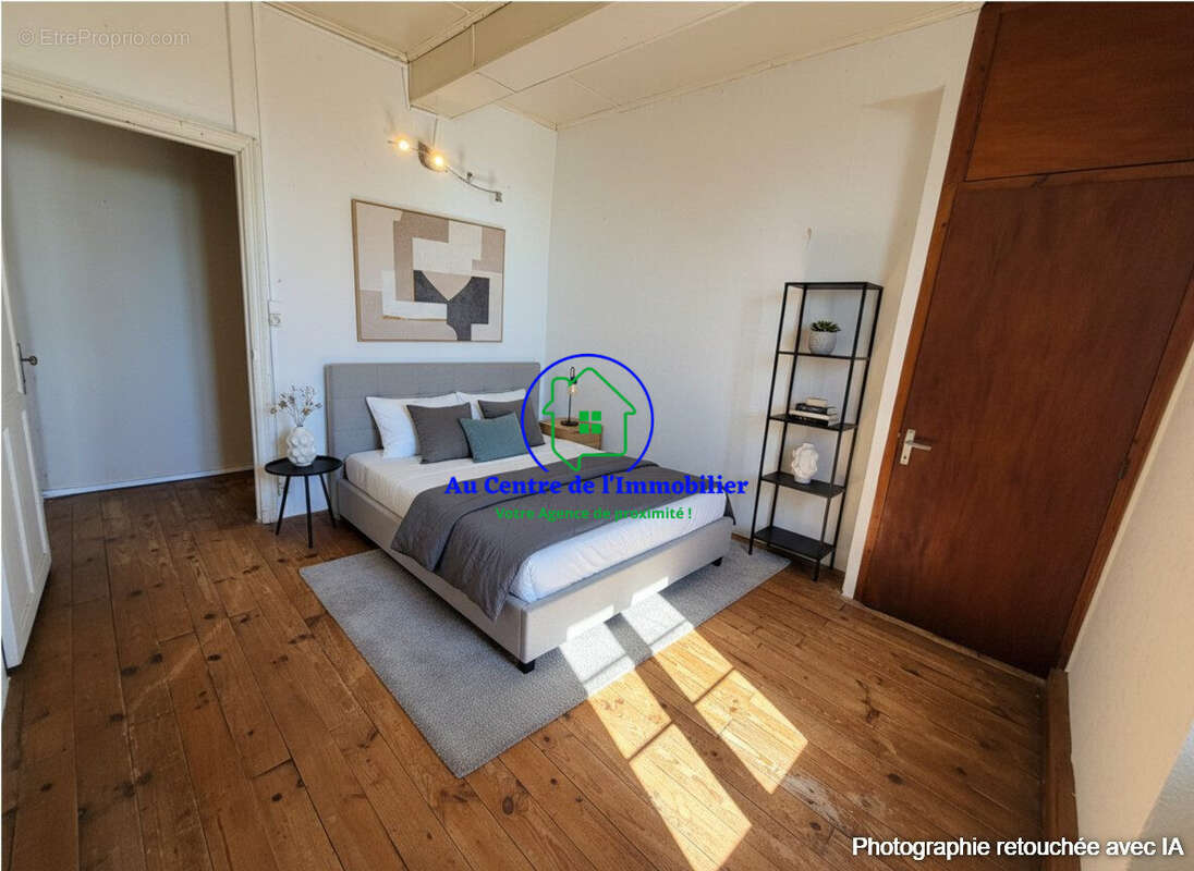 Maison à SAINTE-COLOMBE-EN-BRUILHOIS