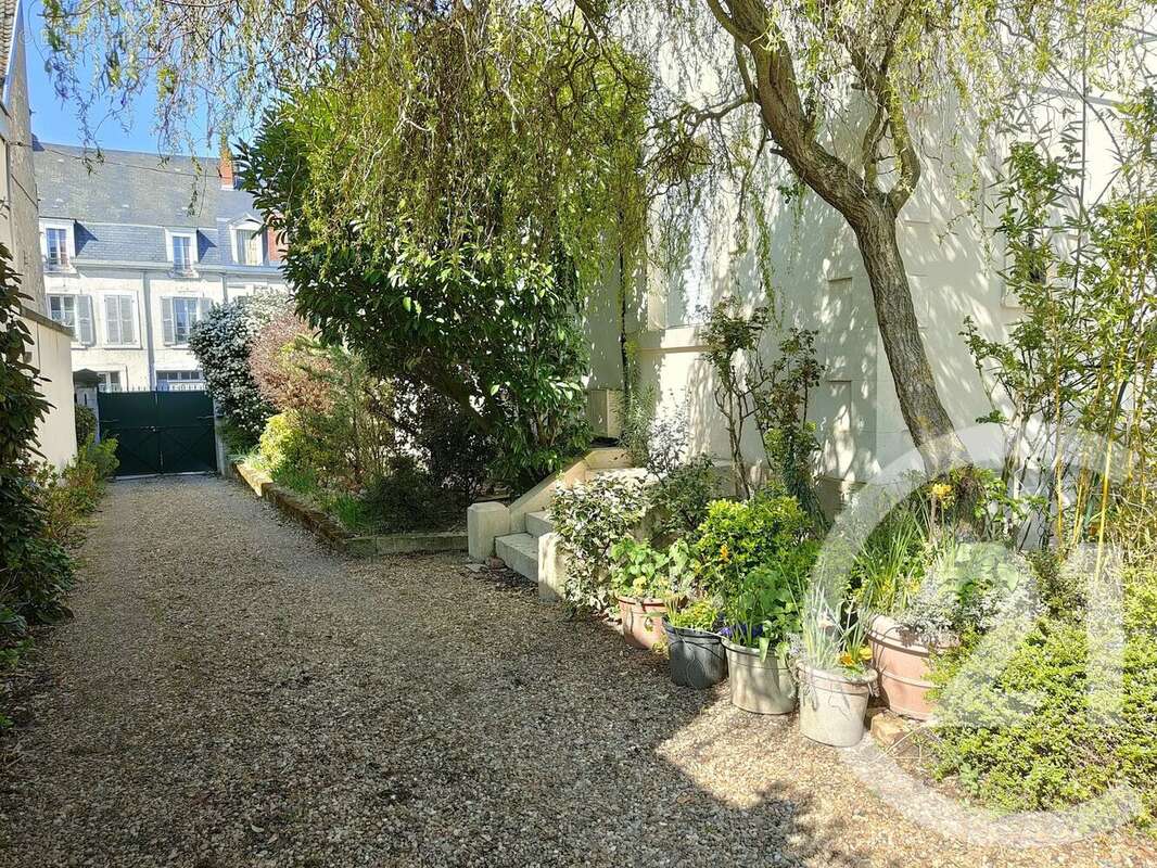 Maison à COSNE-COURS-SUR-LOIRE