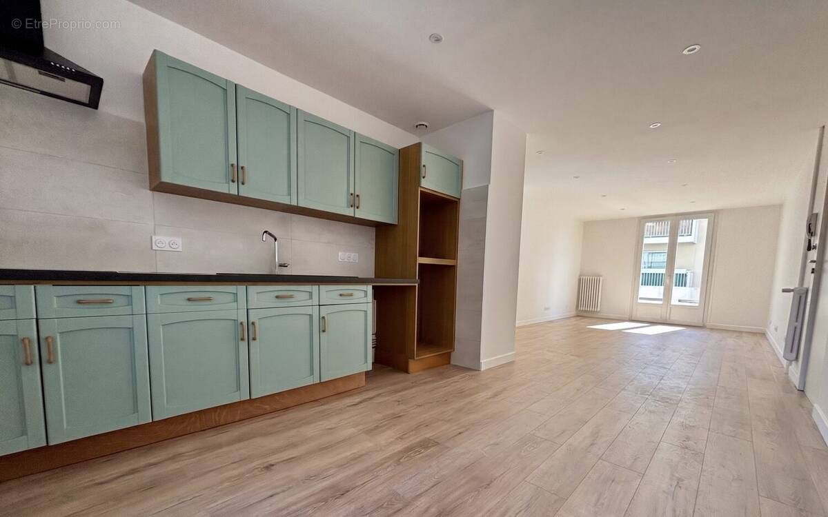 Appartement à ROMANS-SUR-ISERE