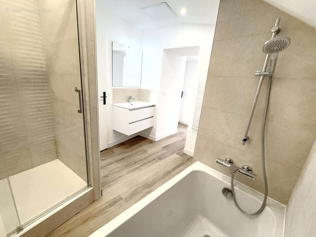 Maison à SAINT-GENIES-DES-MOURGUES