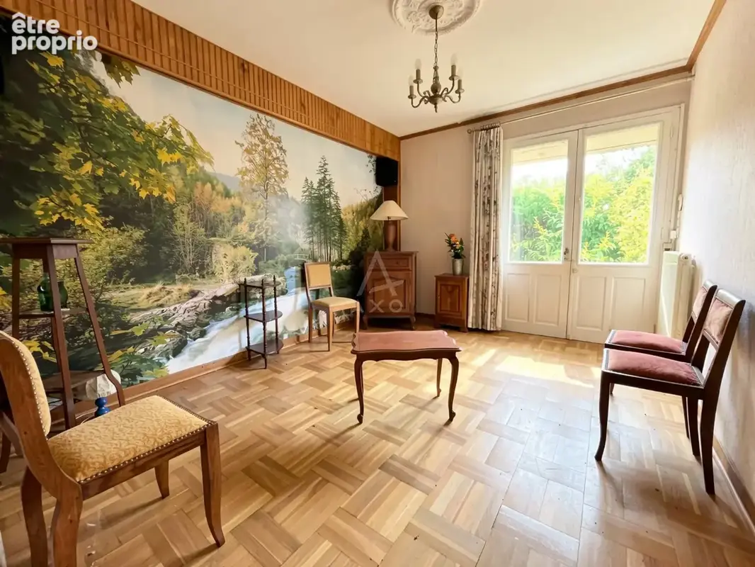 Maison familiale de bourg + annexes - photo 5