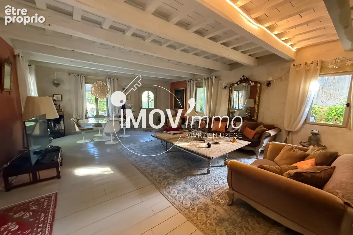 Maison 139 m² à Uzes  - photo 4