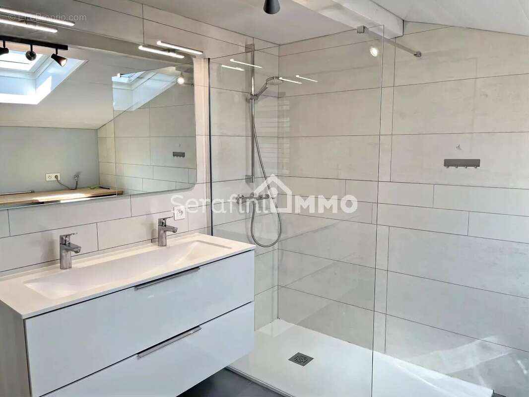 Appartement à ANNECY-LE-VIEUX