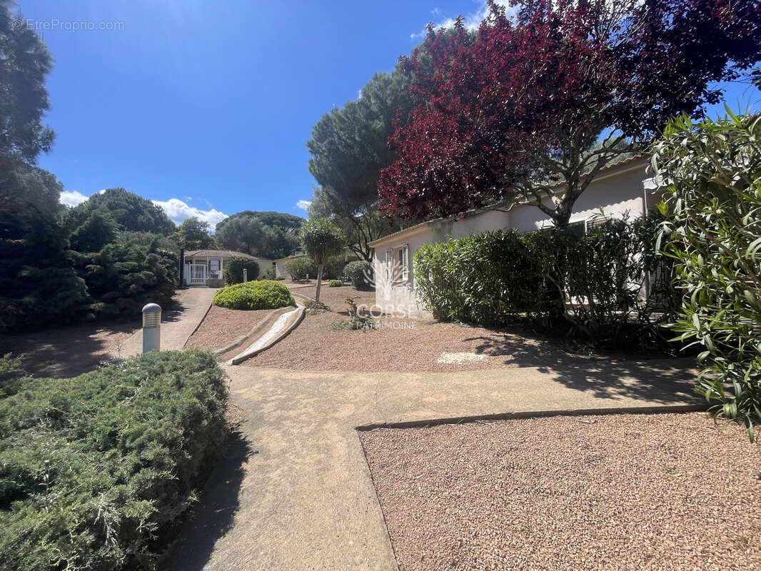 Maison à PORTO-VECCHIO