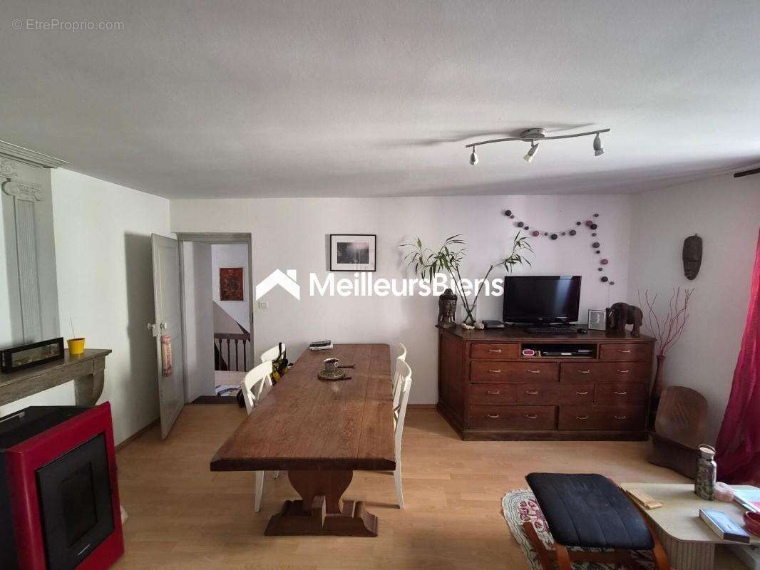 Appartement à CHAMPLITTE