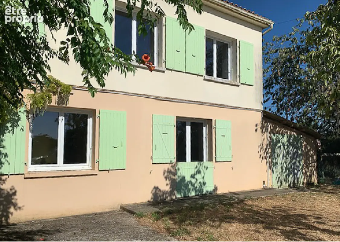 Maison à SAINTE-SOULLE