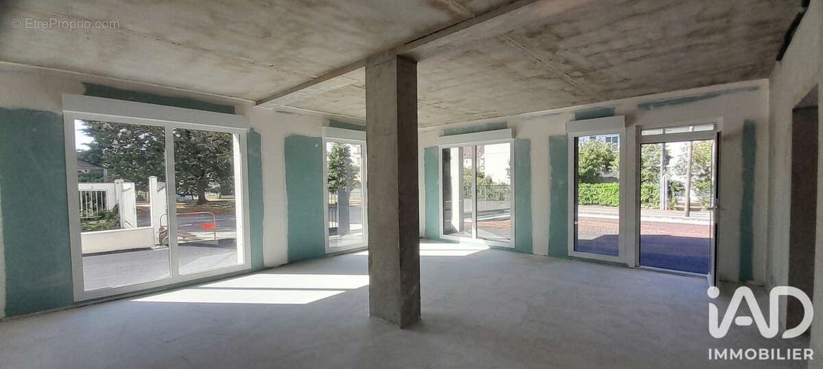 Commerce 86 m² à Beaune  - photo 3