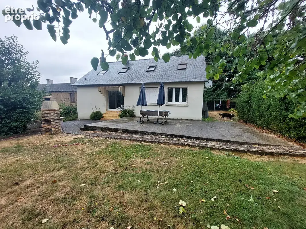 Ensemble maison d'habitation et une grande bâtisse à rénover pour création 2eme habitation - photo 2