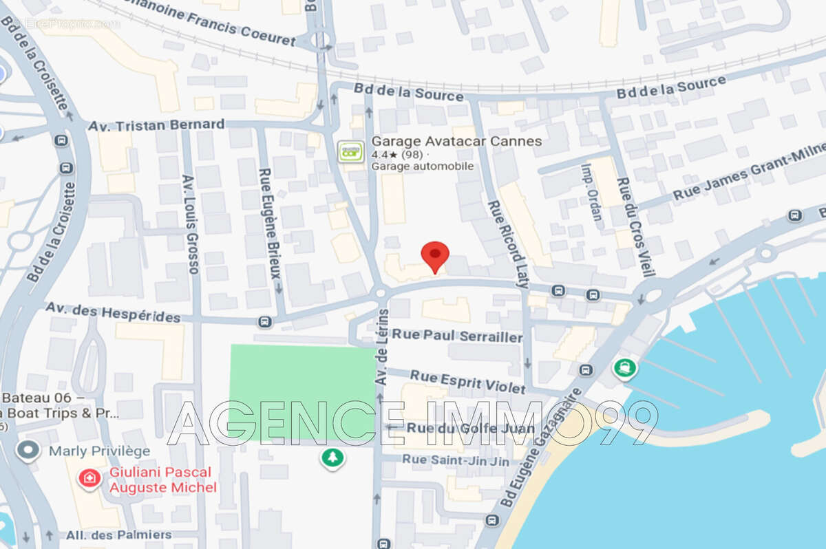 Parking à CANNES
