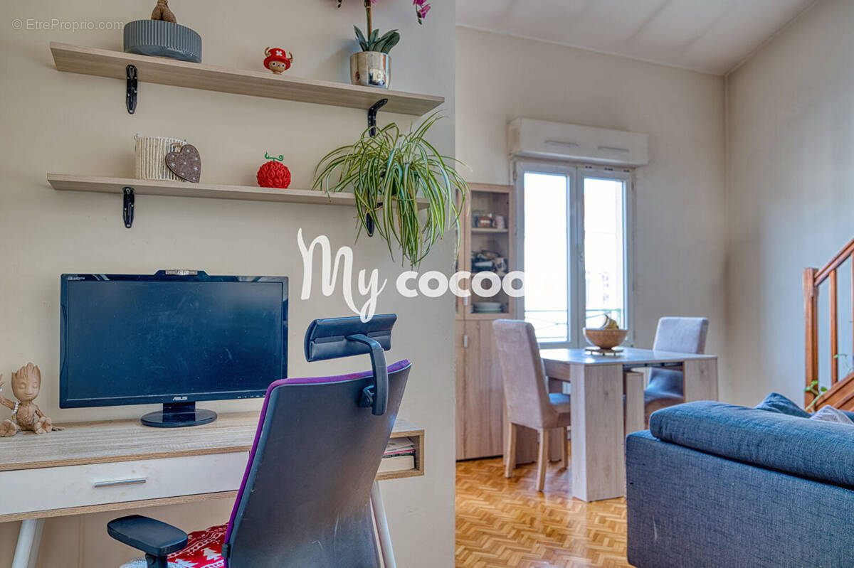 Appartement à LYON-8E