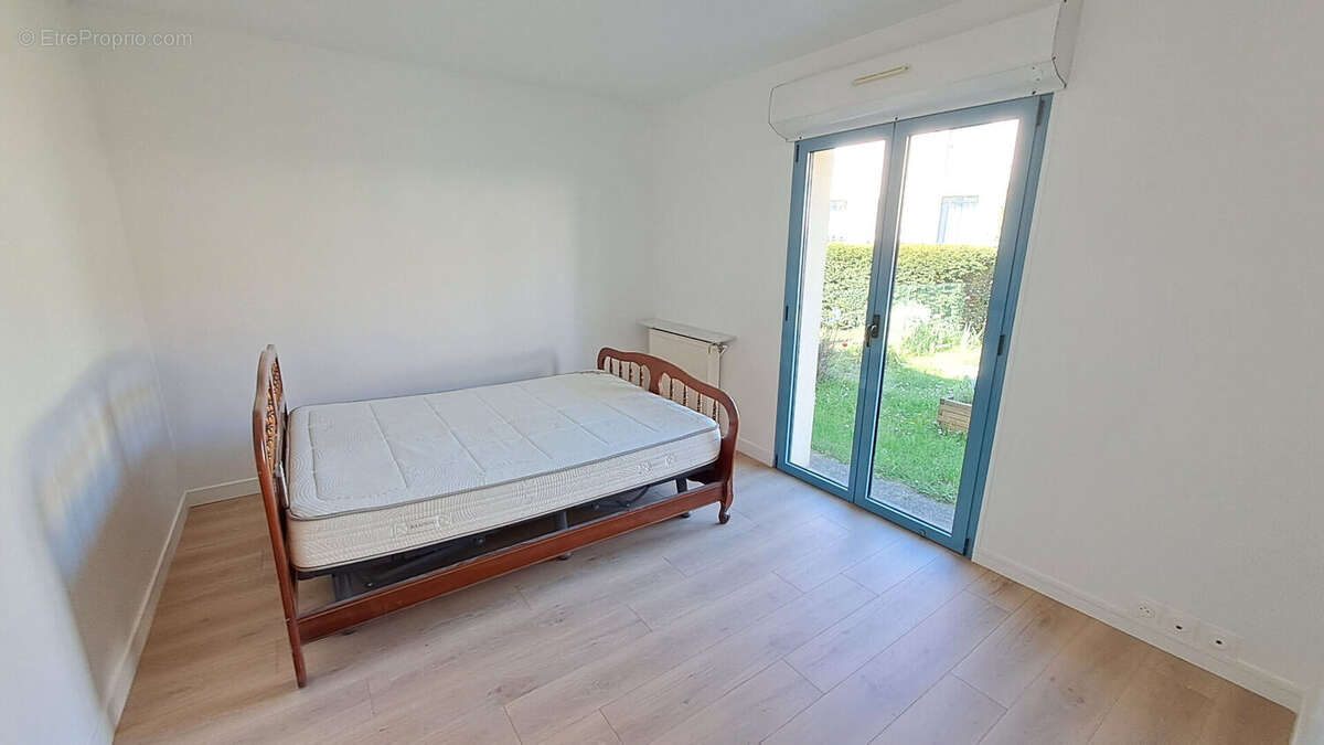 Appartement à SAINT-REMY-LES-CHEVREUSE