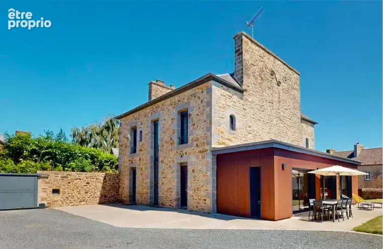 Maison à LANVOLLON