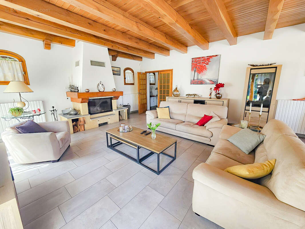 Maison à CHAVANAY