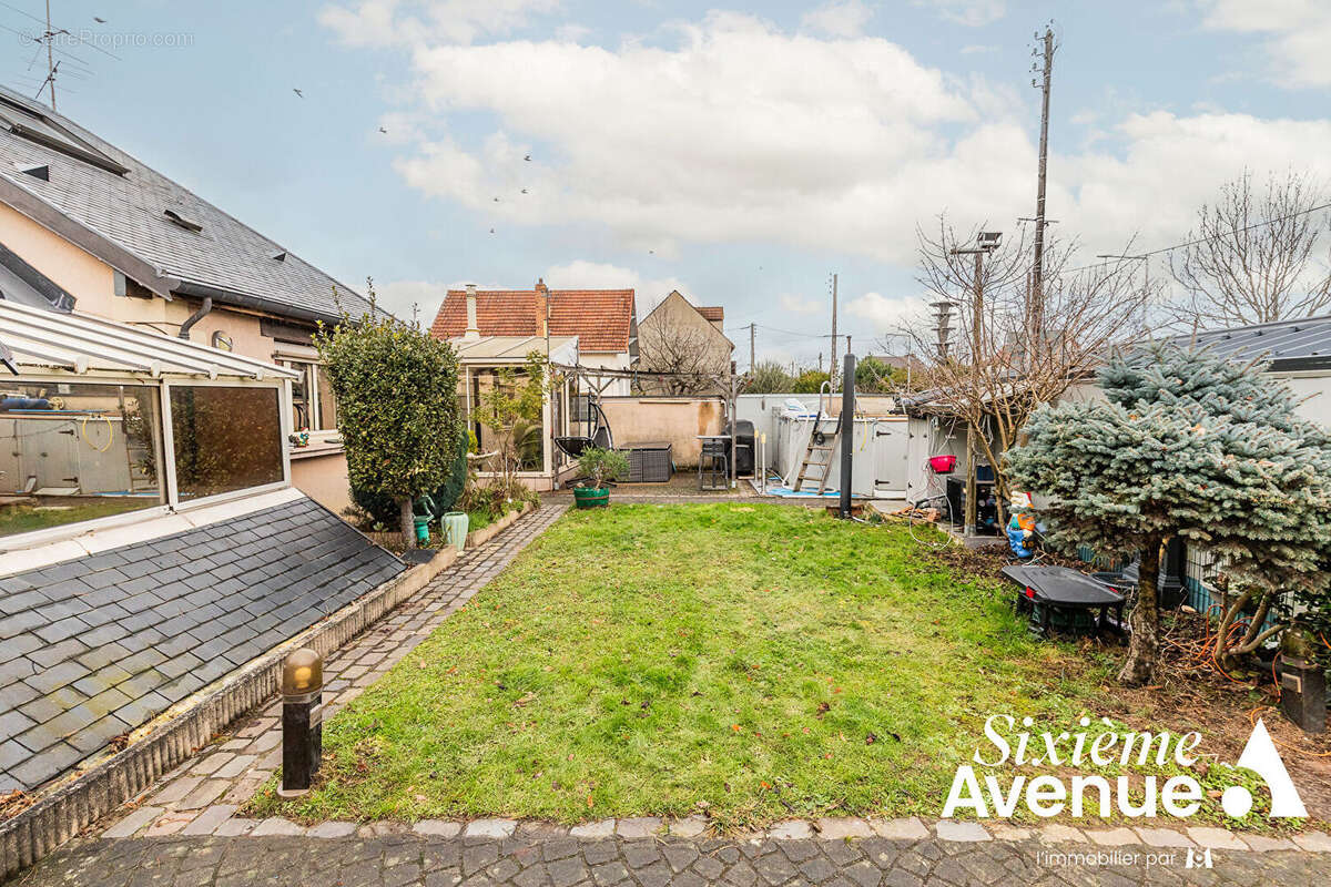 Maison à JUVISY-SUR-ORGE