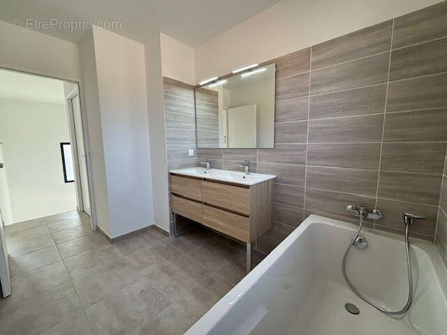 Maison à SAINT-CYPRIEN