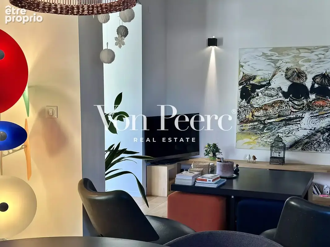 Maison contemporaine rénovée avec bassin fontaine - photo 9