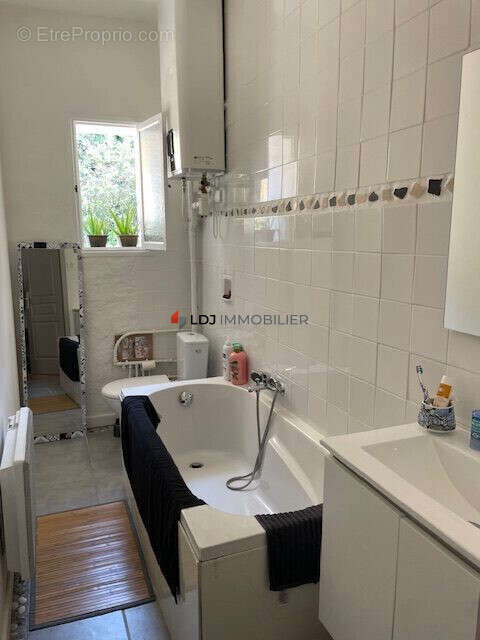 Appartement 42 m² à Amelie-Les-Bains-Palalda  - photo 4