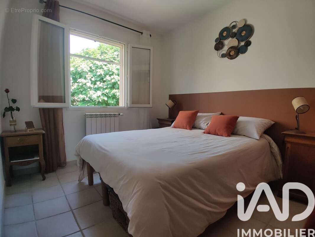 Photo 3 - Maison à SEILLONS-SOURCE-D&#039;ARGENS