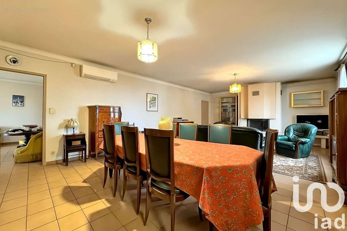 Photo 8 - Appartement à PERNES-LES-FONTAINES