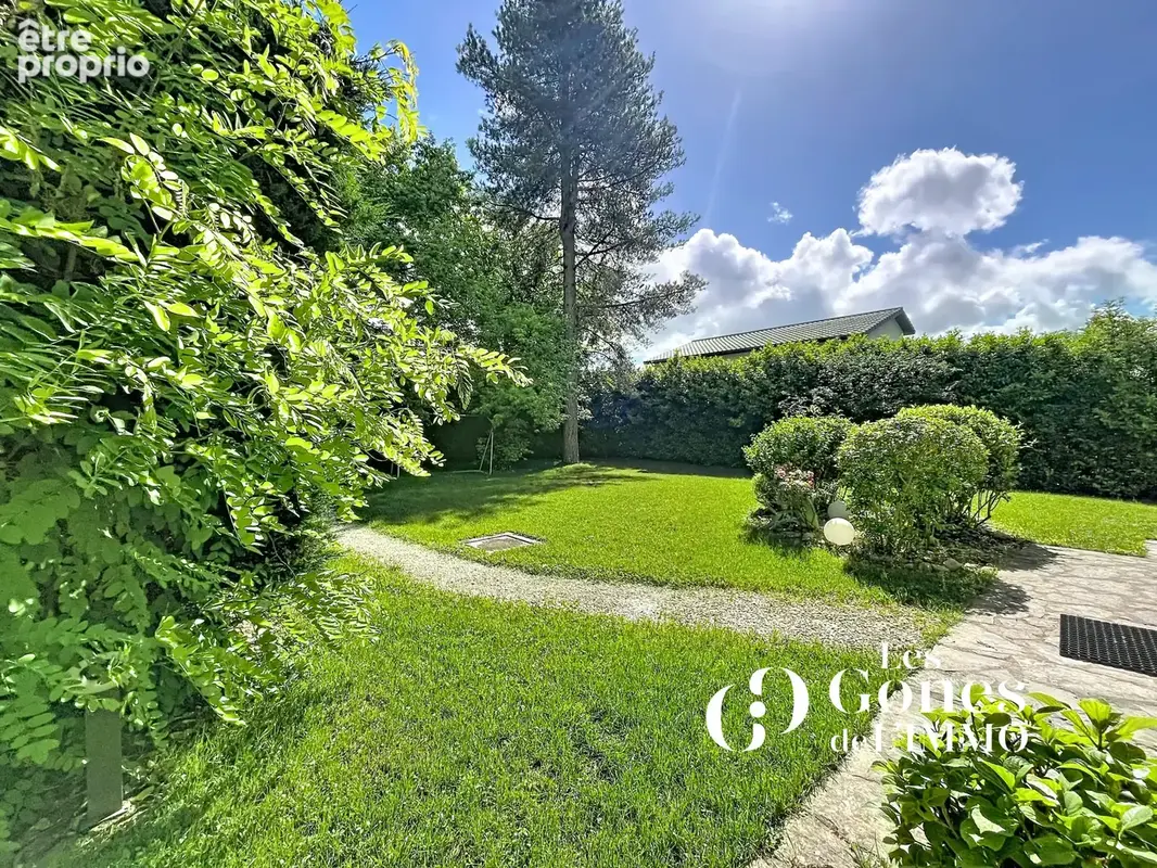 Magnifique propriété de 300m2   Lumière, élégance et art de vivre - photo 23