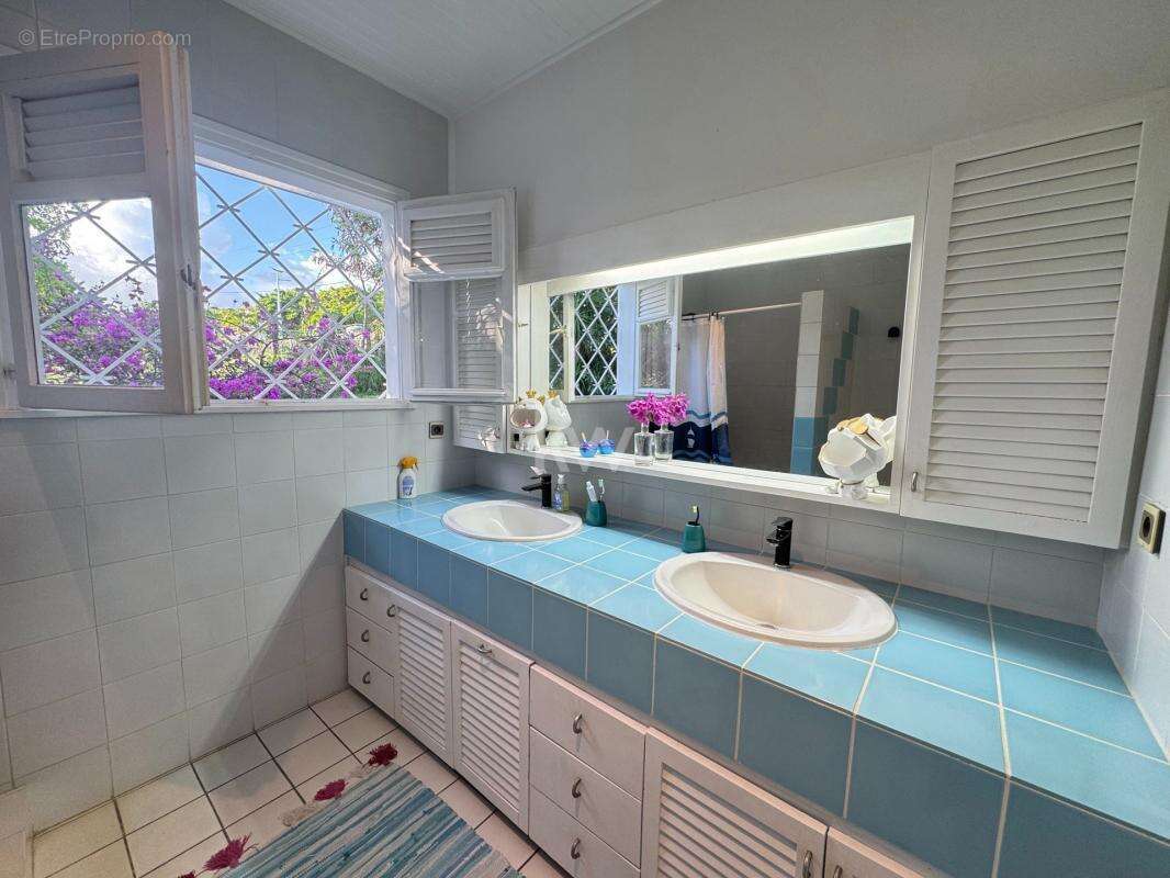 Maison à CASE-PILOTE