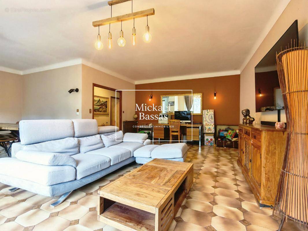 Maison à OLETTE