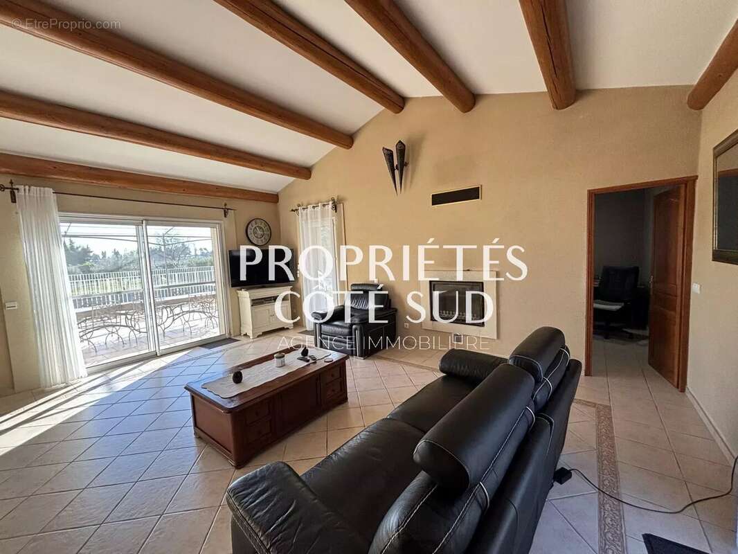 Maison à ROCHEFORT-DU-GARD