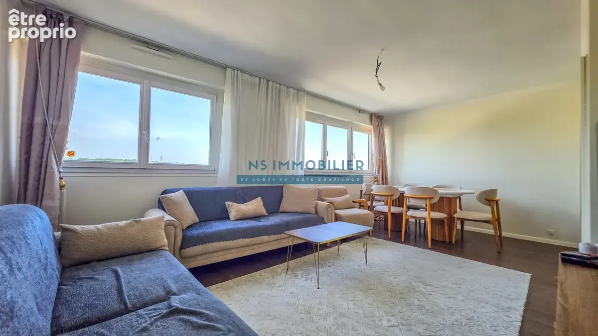 Appartement F4 75m2 + Cave + Parking - photo 2