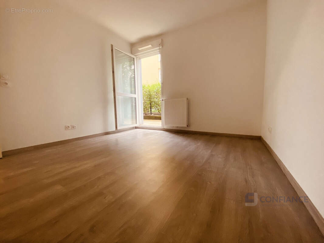 Appartement à VERNAISON