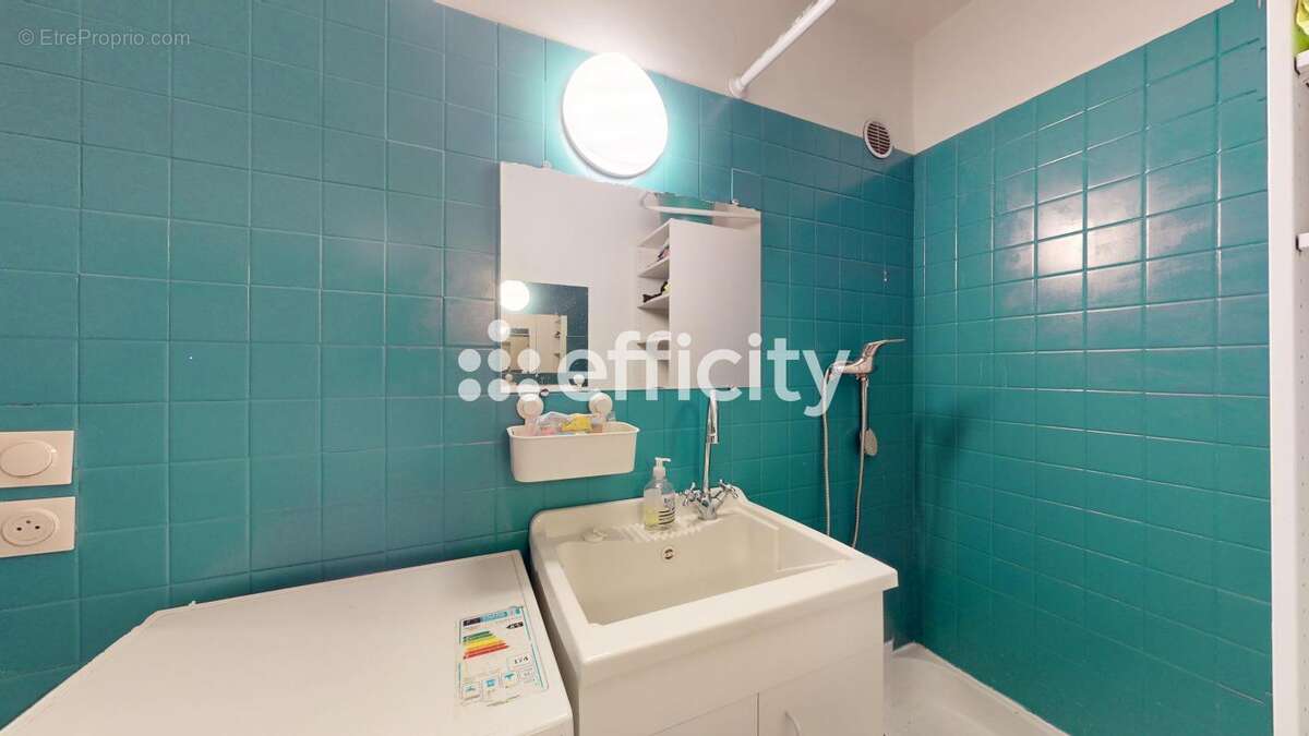 Appartement à LYON-8E