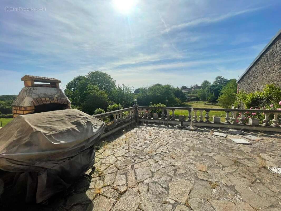 Photo 6 - Maison à SAINT-MEDARD-LA-ROCHETTE