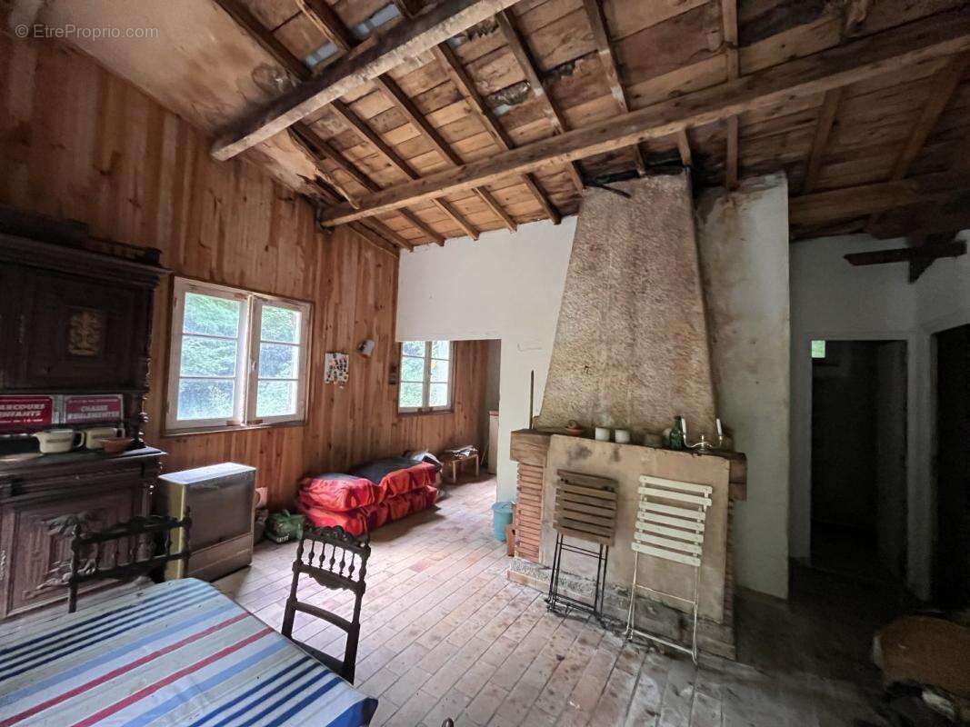Maison 84 m² à Saurat  - photo 4