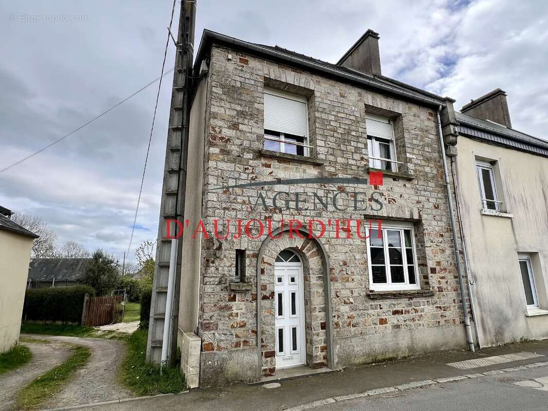 Maison à CAHAGNES