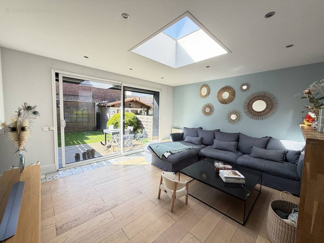 Maison à LA MADELEINE