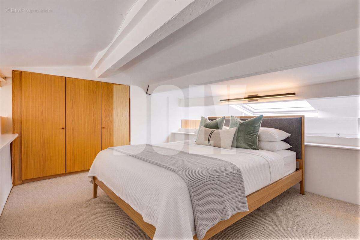 Maison à PARIS-11E
