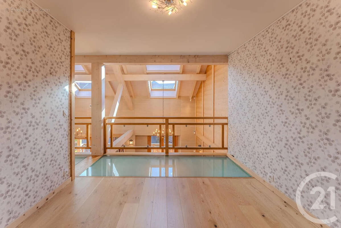 Maison à CHAMPANGES