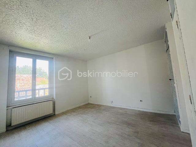 Maison à USSY-SUR-MARNE