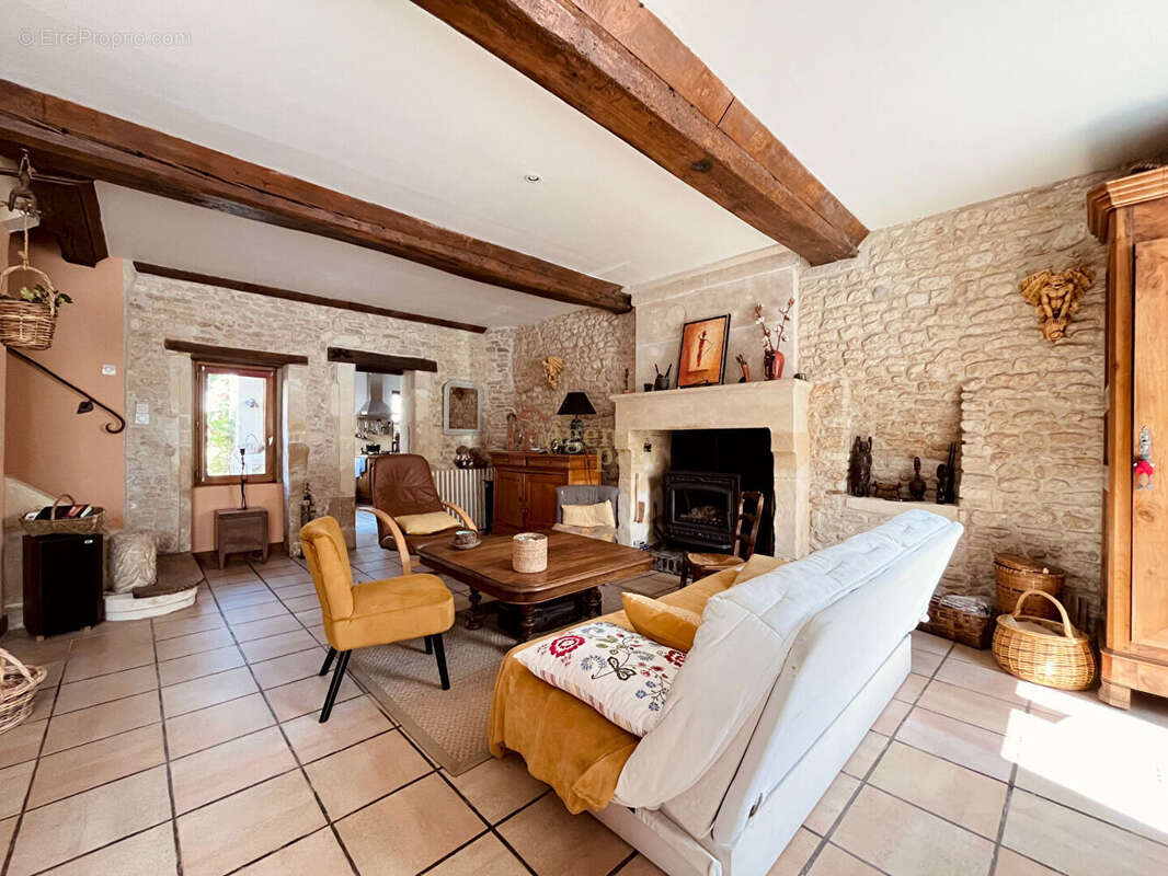 Maison à SAINT-SYLVAIN