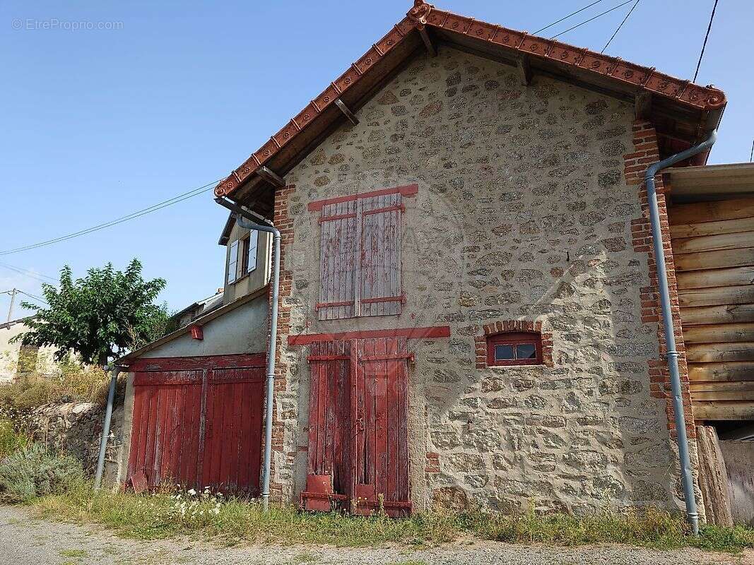 Maison à POIL