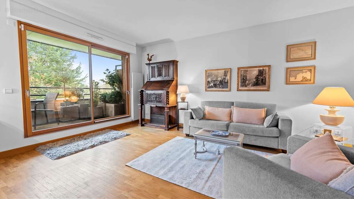 Appartement à VAUCRESSON