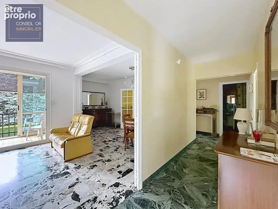 Maison  6 pièces 117 m²  à 5 mn à pied du métro - photo 8