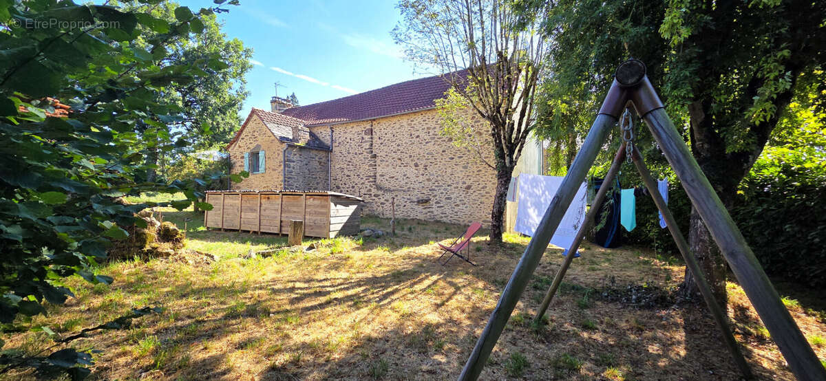 Maison en pierre avec jardin Calme, charme et beau potentiel d'aménagement - photo 15