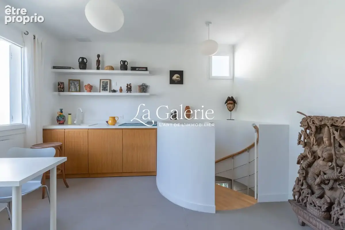 Maison 5 pièces 117 m² à vendre à Hyeres (83400) - photo 7